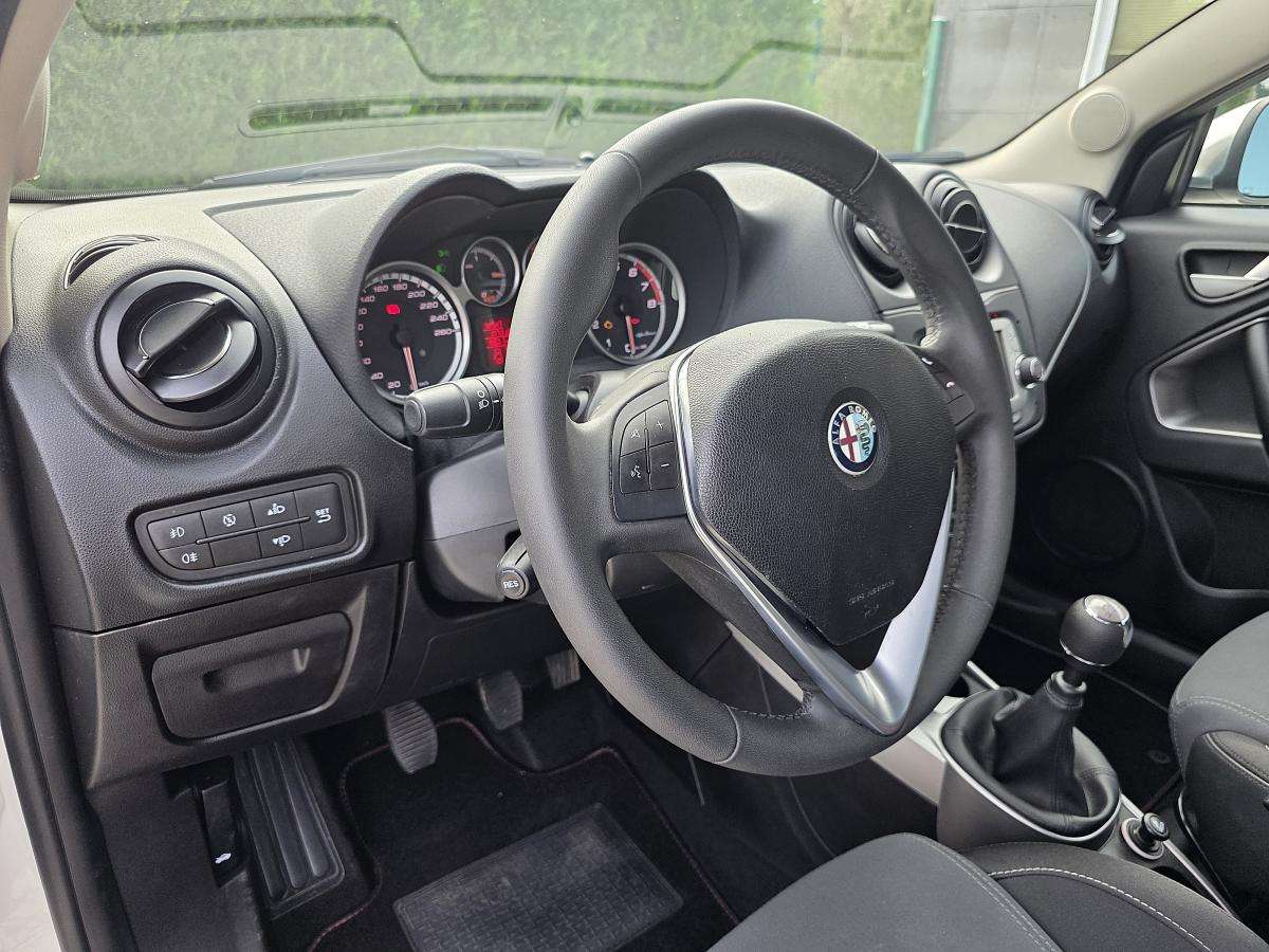 alfa-romeo-mito-2018-gasolina-875cc