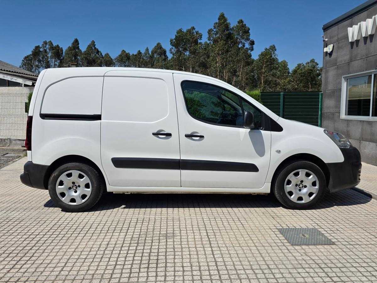 peugeot-partner-2018-diesel-1560cc