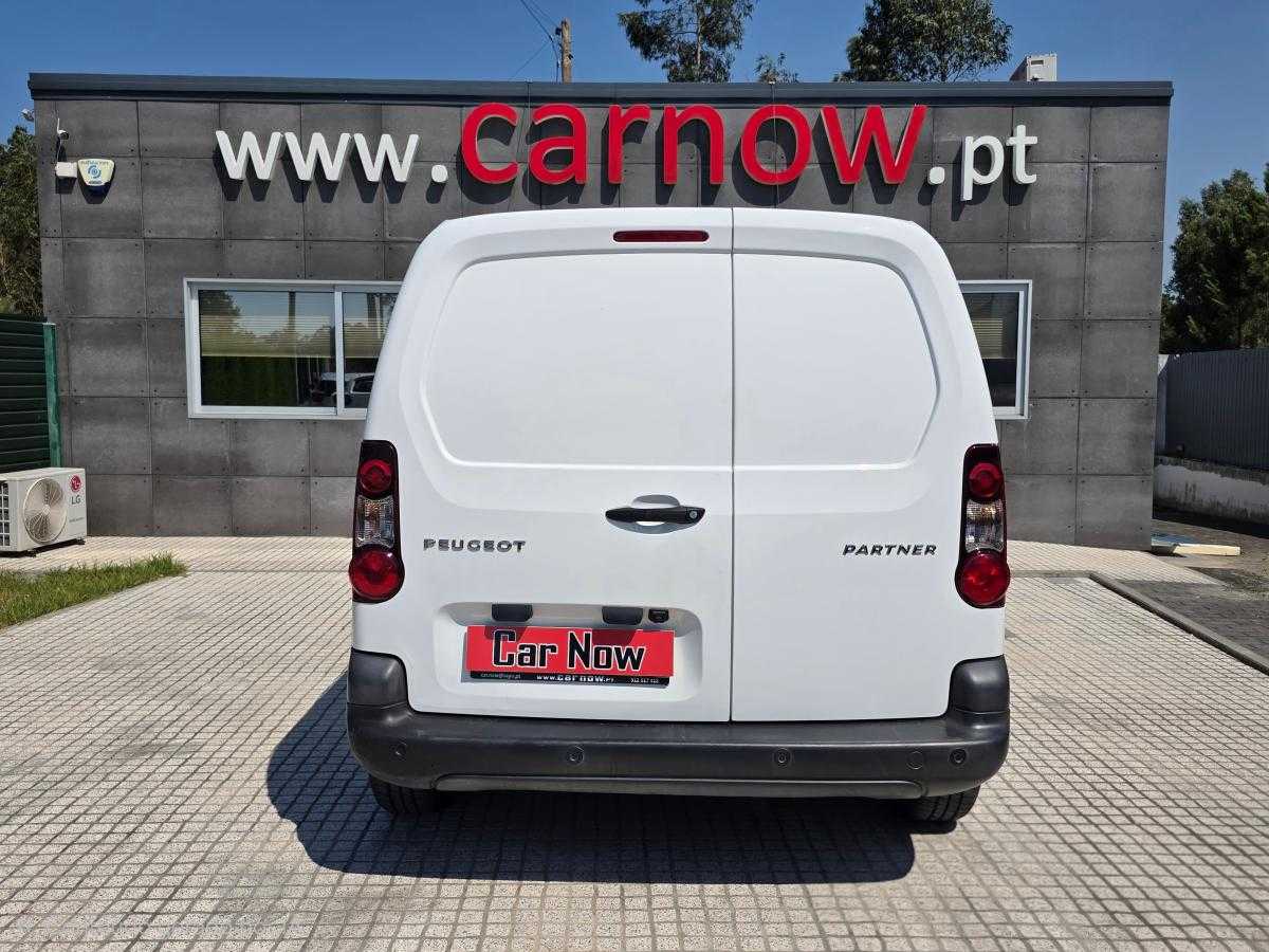 peugeot-partner-2018-diesel-1560cc