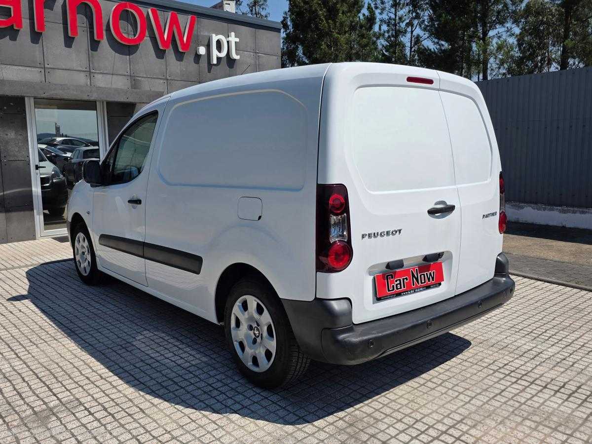 peugeot-partner-2018-diesel-1560cc