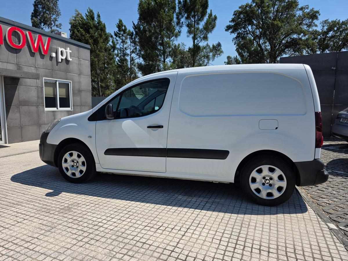 peugeot-partner-2018-diesel-1560cc