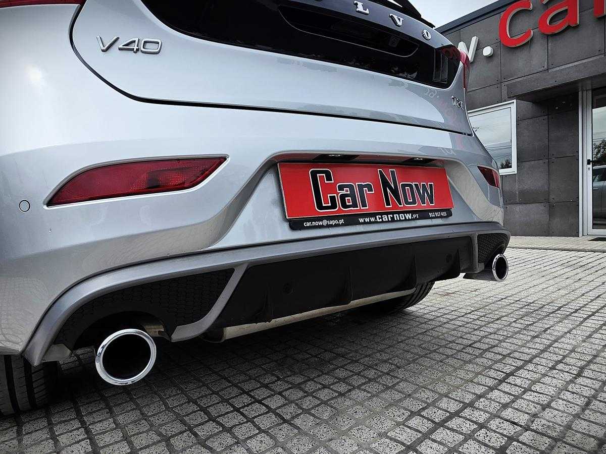 volvo-v40-2019-gasolina-1498cc