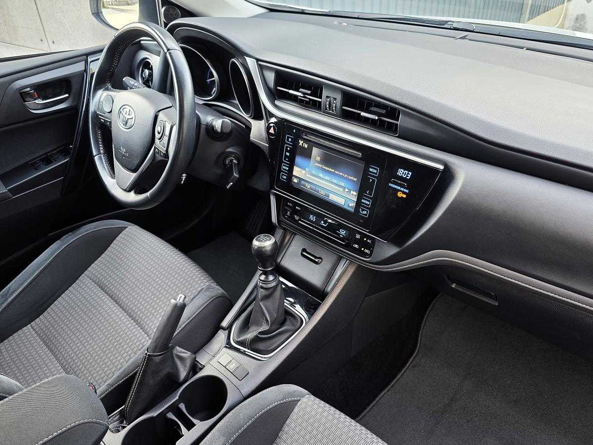 toyota-auris-2017-diesel-1364cc