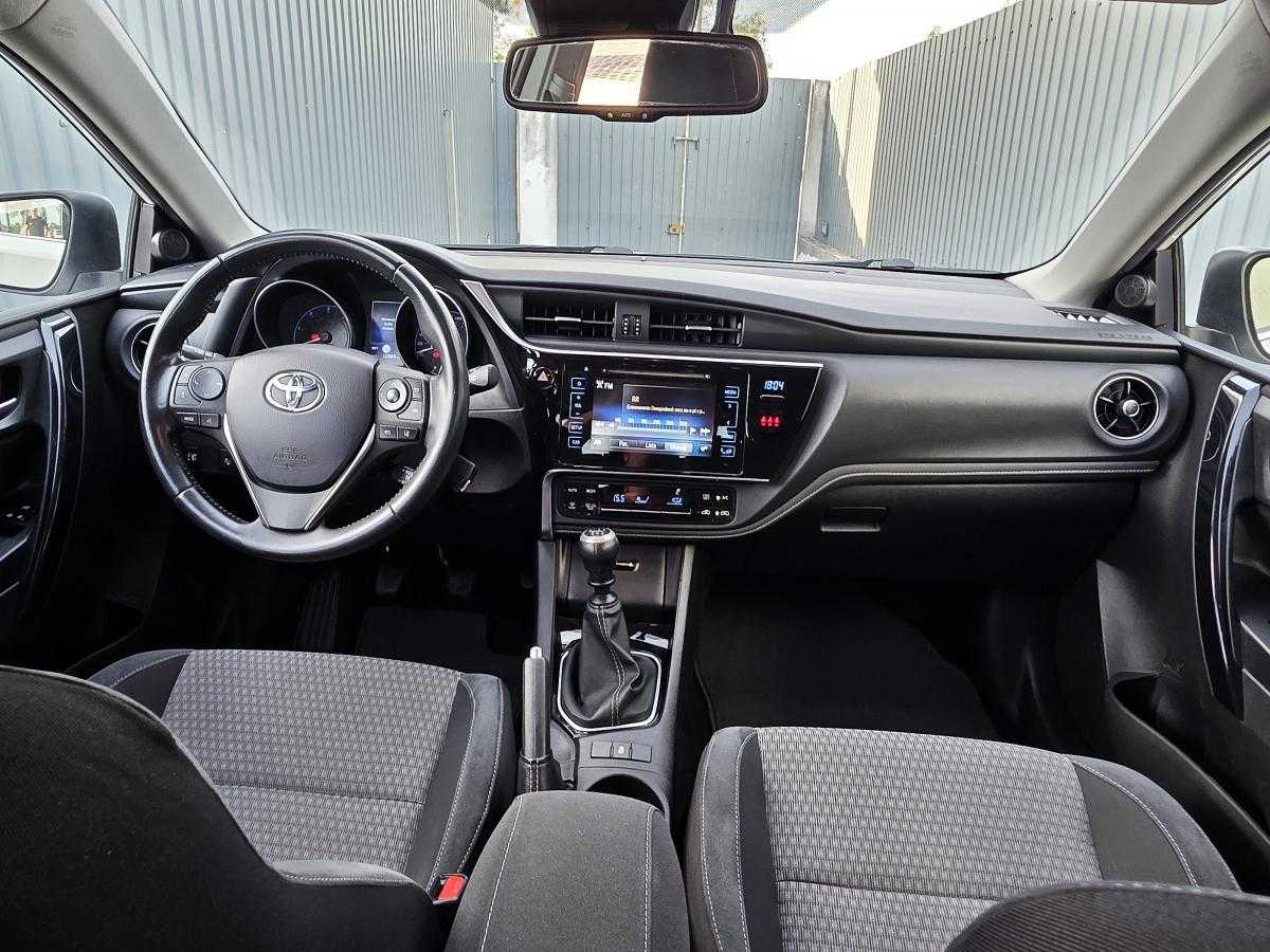 toyota-auris-2017-diesel-1364cc