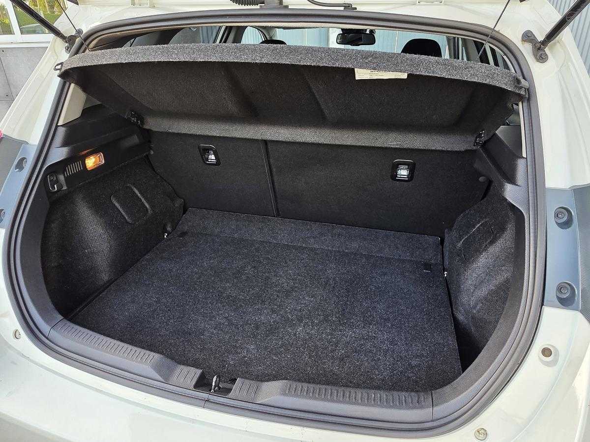 toyota-auris-2017-diesel-1364cc