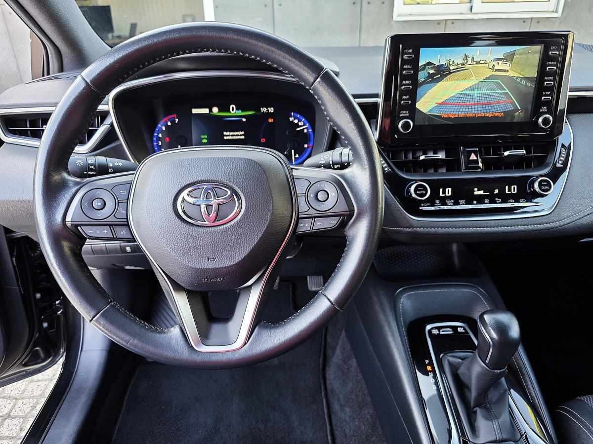 toyota-corolla-2022-hibrido-a-gasolina-1798cc