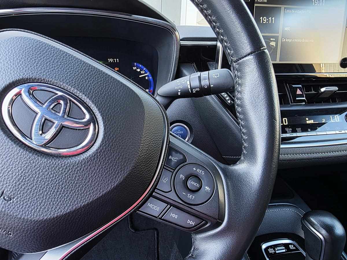 toyota-corolla-2022-hibrido-a-gasolina-1798cc