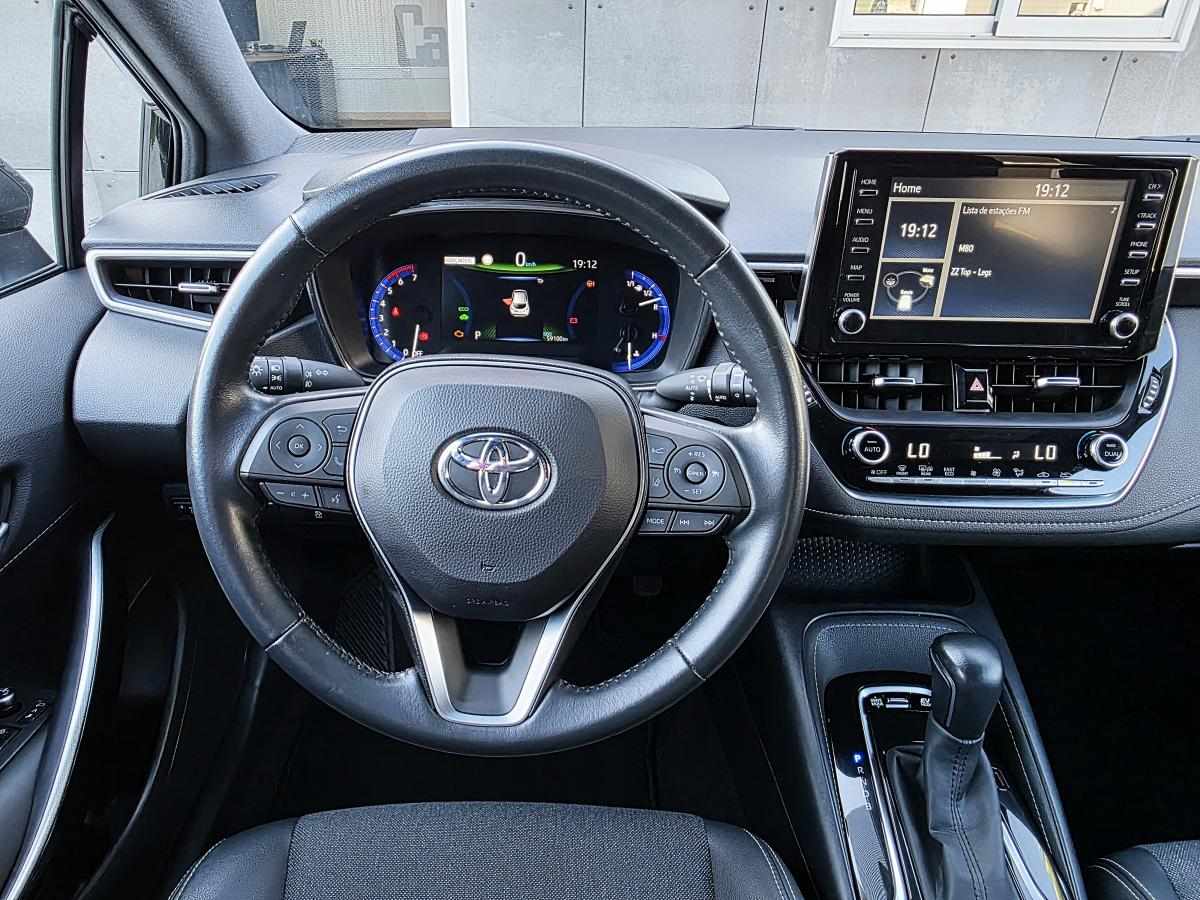toyota-corolla-2022-hibrido-a-gasolina-1798cc