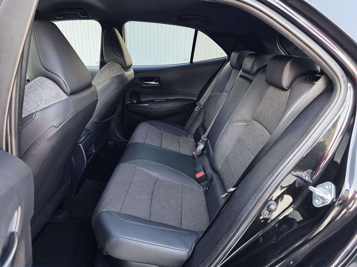 toyota-corolla-2022-hibrido-a-gasolina-1798cc