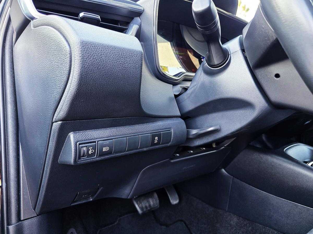 toyota-corolla-2022-hibrido-a-gasolina-1798cc