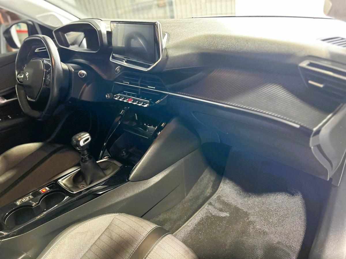 peugeot-208-1-2-puretech-2020-gasolina-1199cc