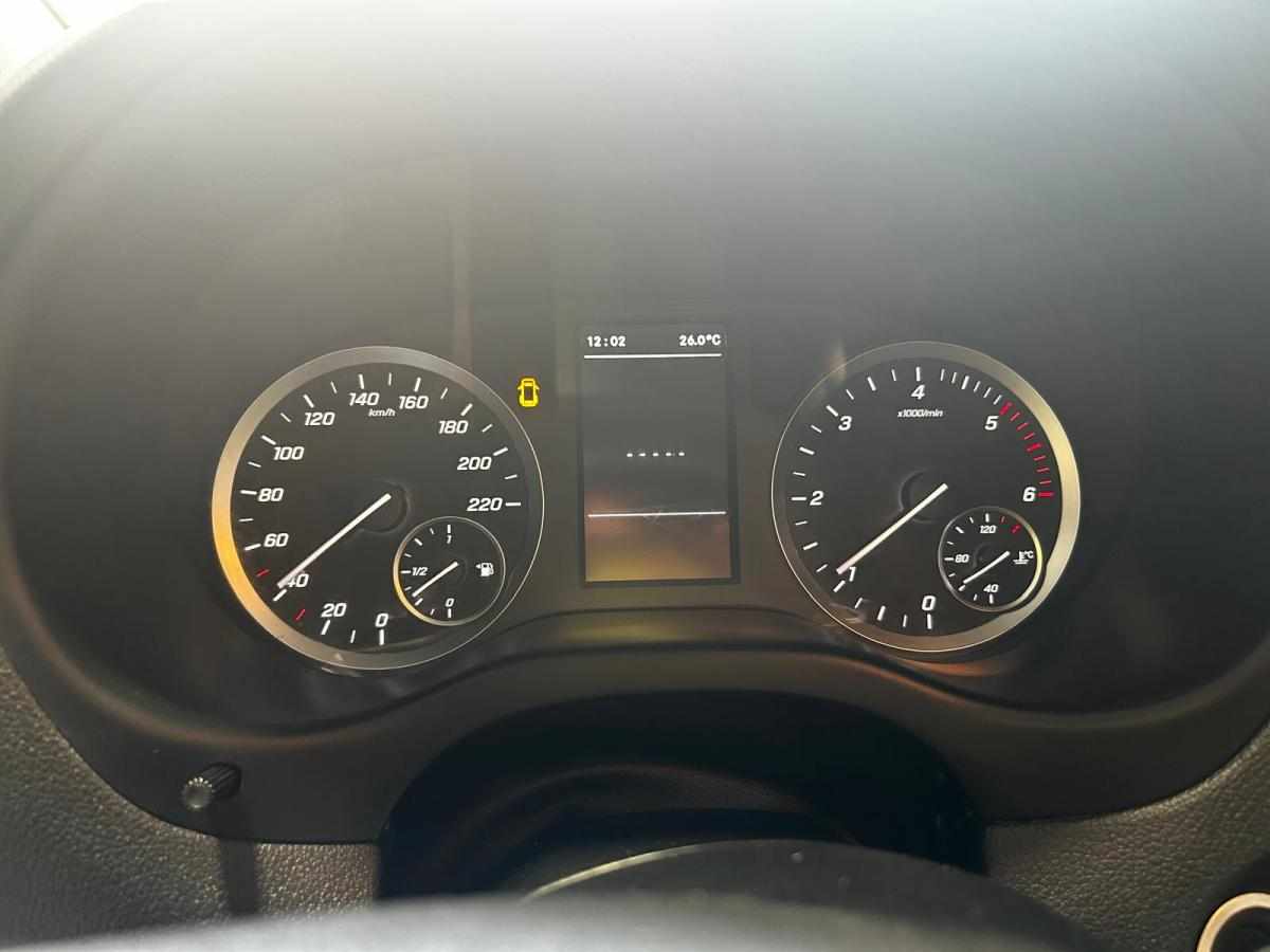 mercedes-benz-vito-110-cdi-2021-diesel-1749cc