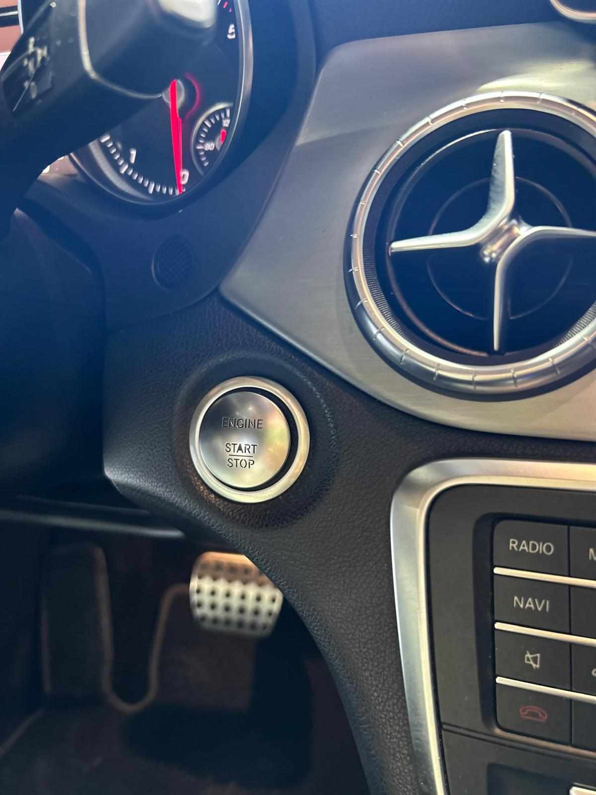 mercedes-benz-cla-220-d-shooting-brake-2017-diesel-2143cc