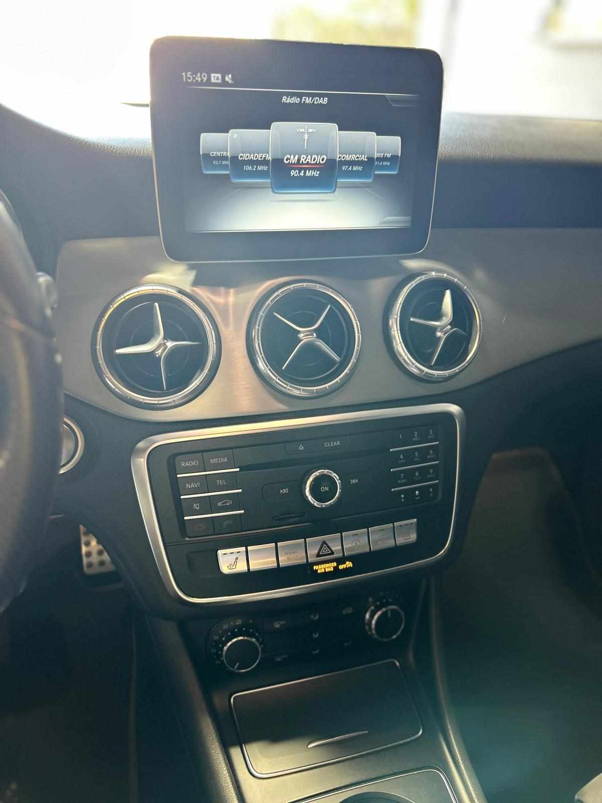 mercedes-benz-cla-220-d-shooting-brake-2017-diesel-2143cc