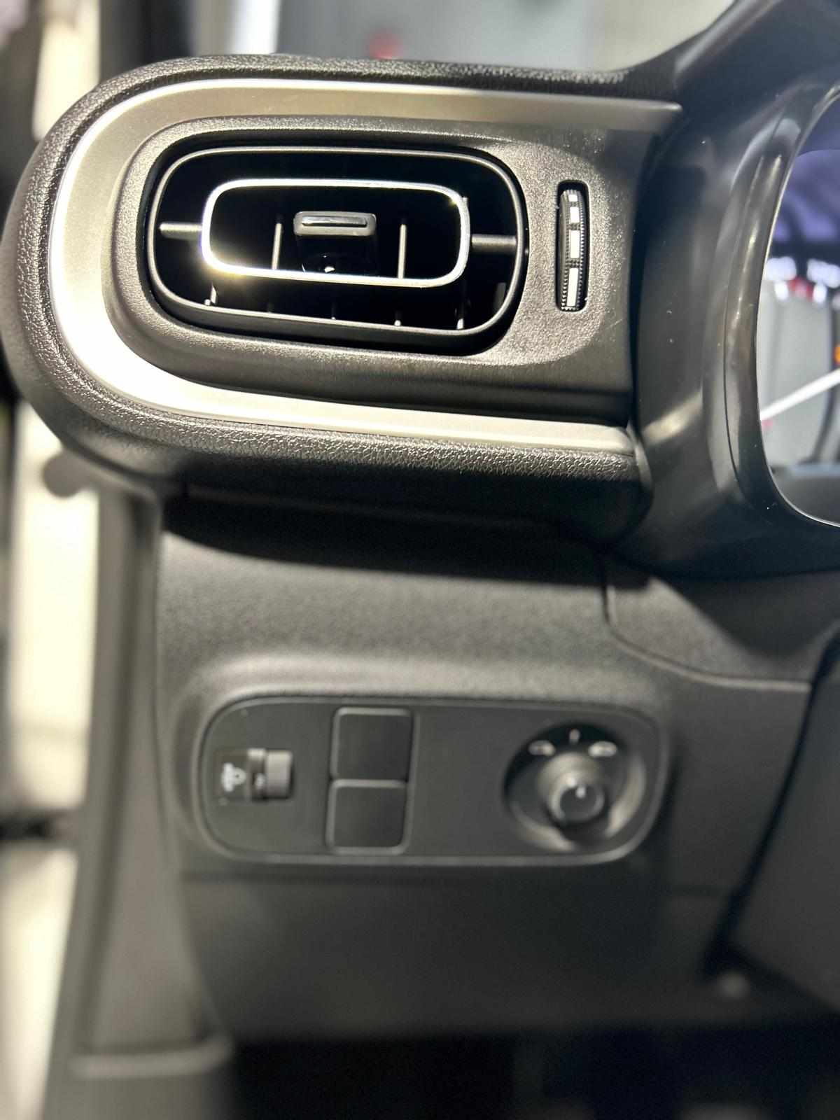citroen-c3-1-2-83cv-2022-gasolina-1199cc