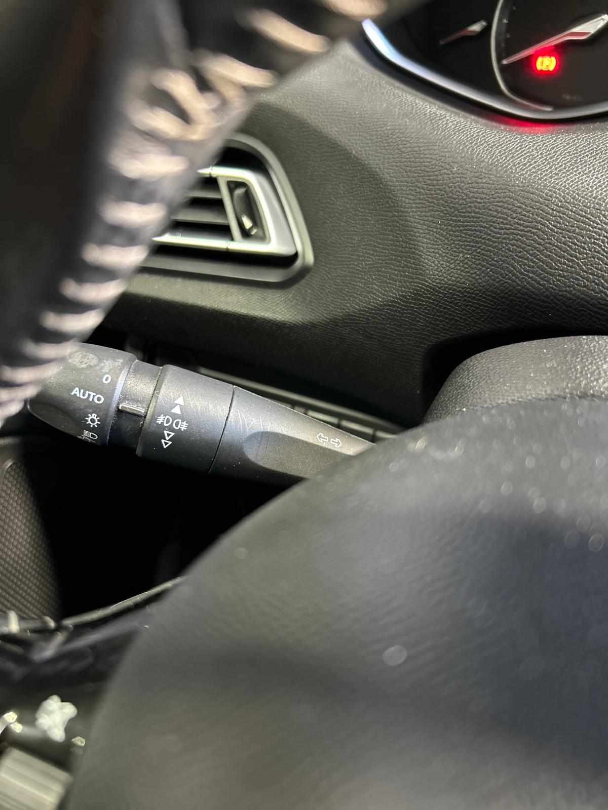 peugeot-308-sw-1-2-thp-2018-gasolina-1199cc