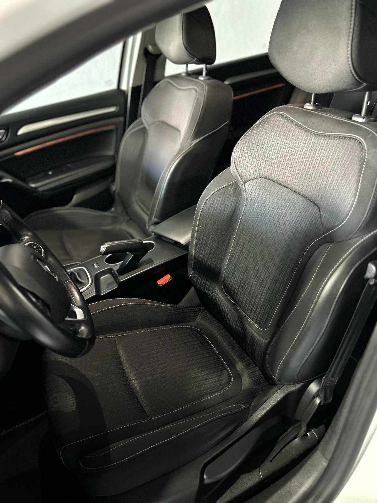 renault-megane-sport-tourer-1-5-dci-2019-diesel-1461cc