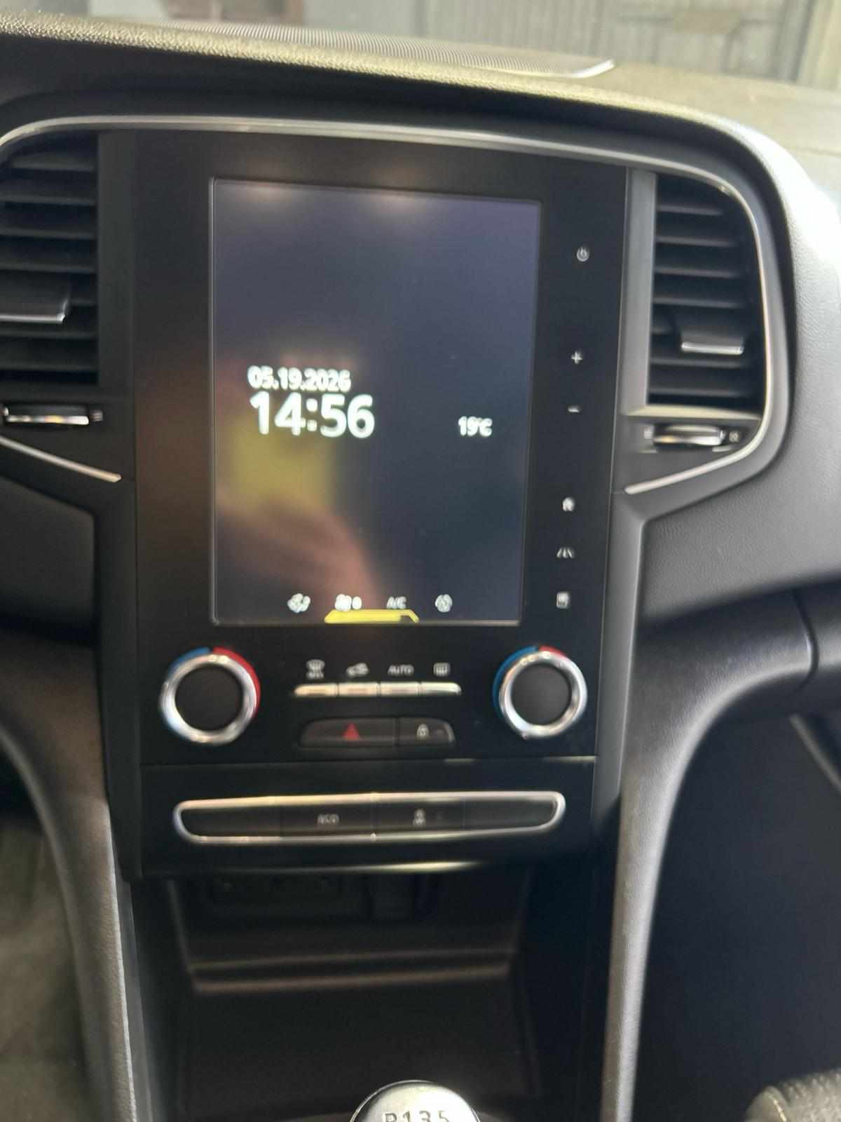 renault-megane-sport-tourer-1-5-dci-2019-diesel-1461cc