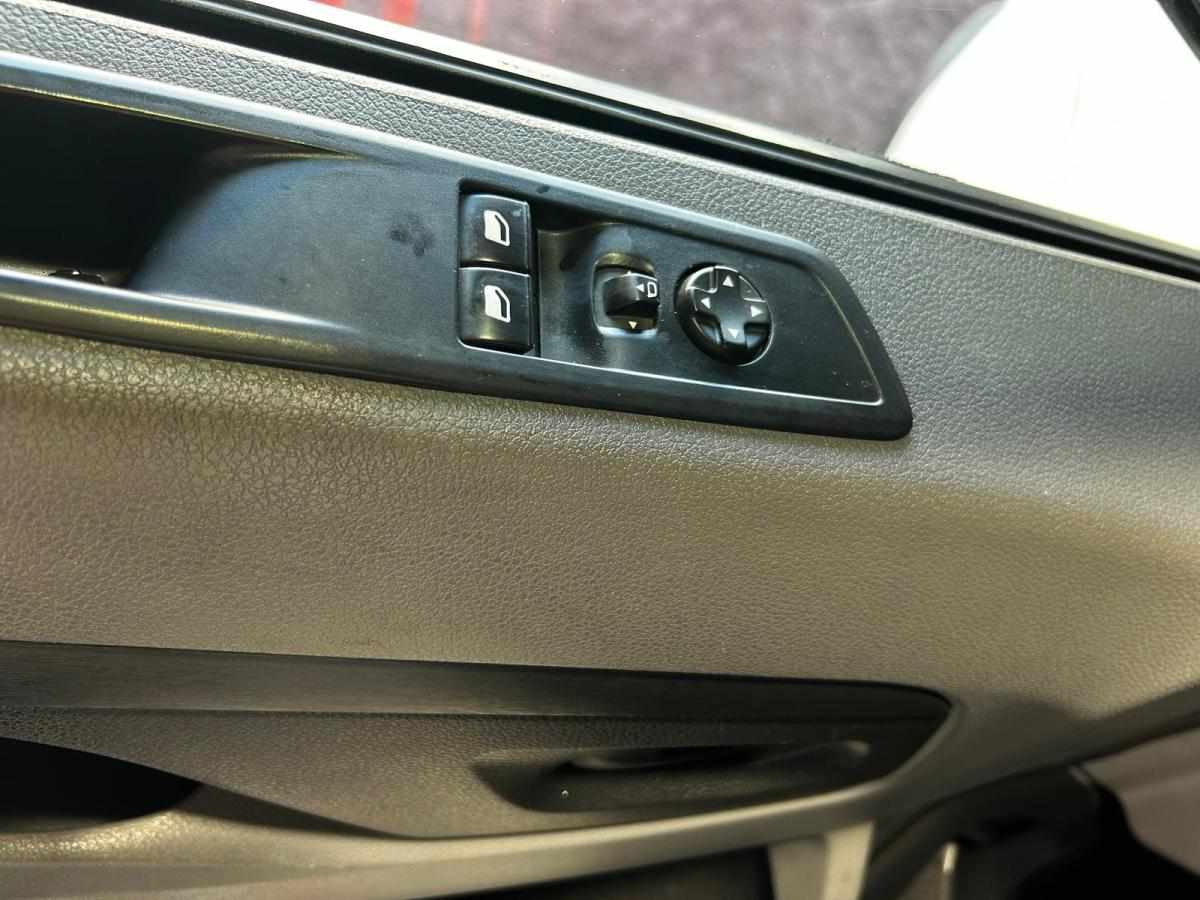 opel-vivaro-2-0-2021-diesel-1999cc