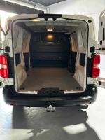 opel-vivaro-2-0-2021-diesel-1999cc