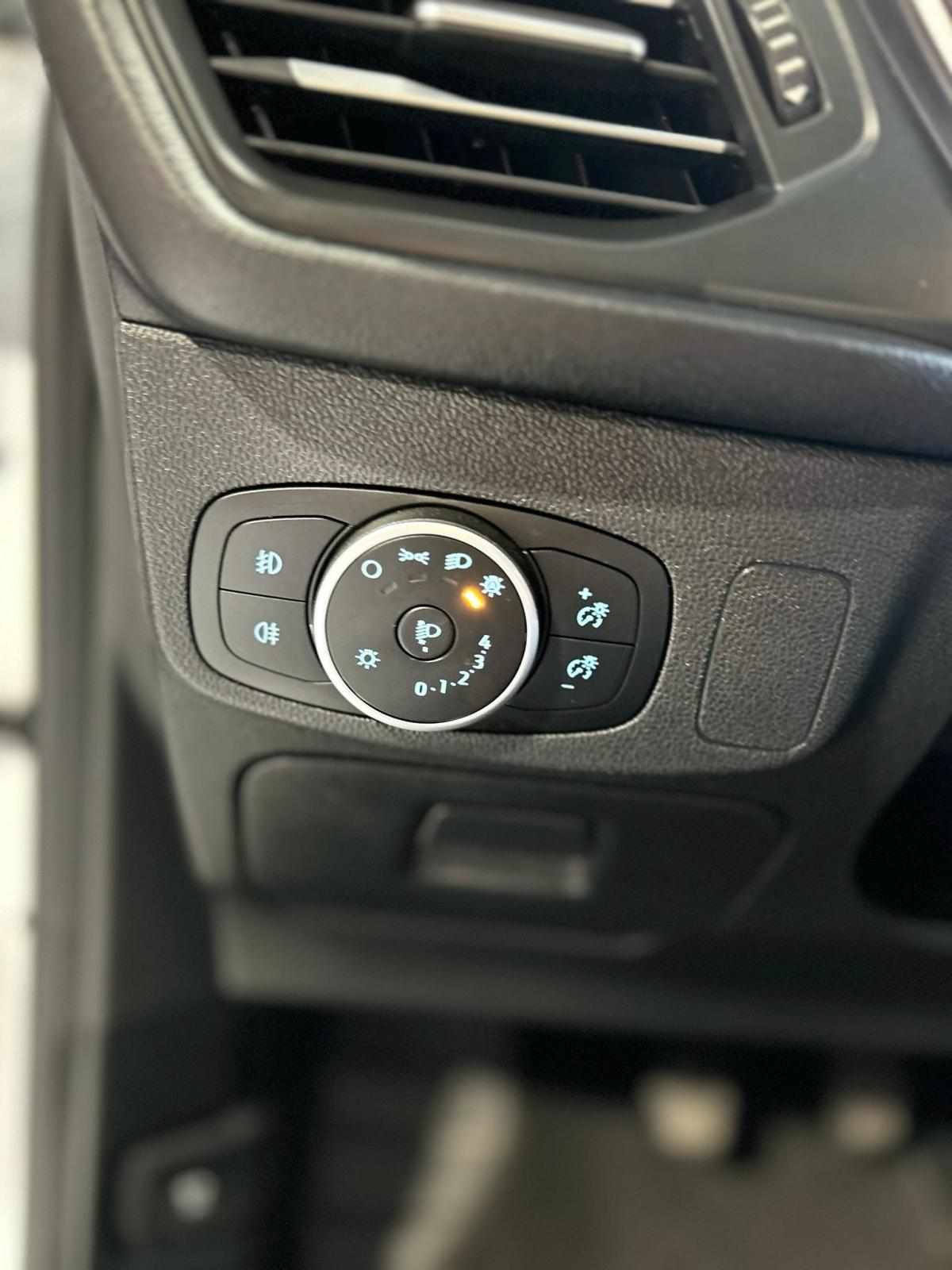 ford-focus-1-5-ecoblue-2020-diesel-1499cc