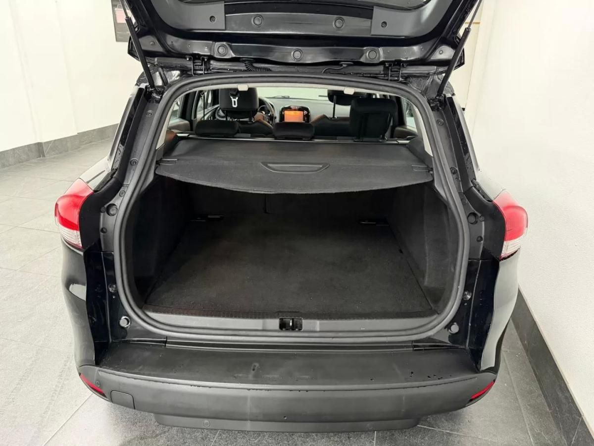 renault-clio-sport-tourer-2014-diesel-1461cc
