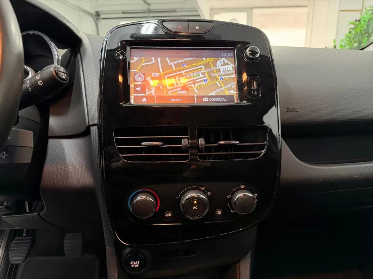 renault-clio-sport-tourer-2014-diesel-1461cc