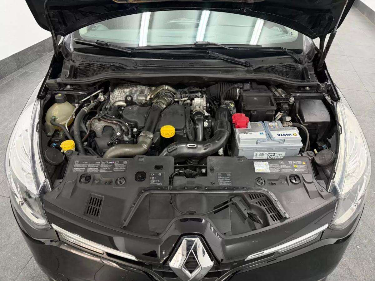 renault-clio-sport-tourer-2014-diesel-1461cc