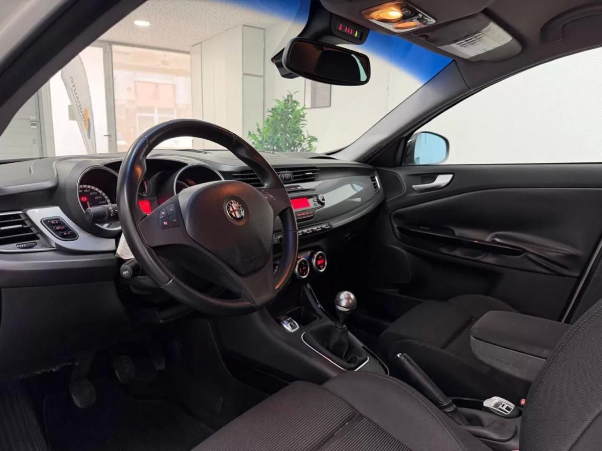alfa-romeo-giulietta-2011-diesel-1598cc