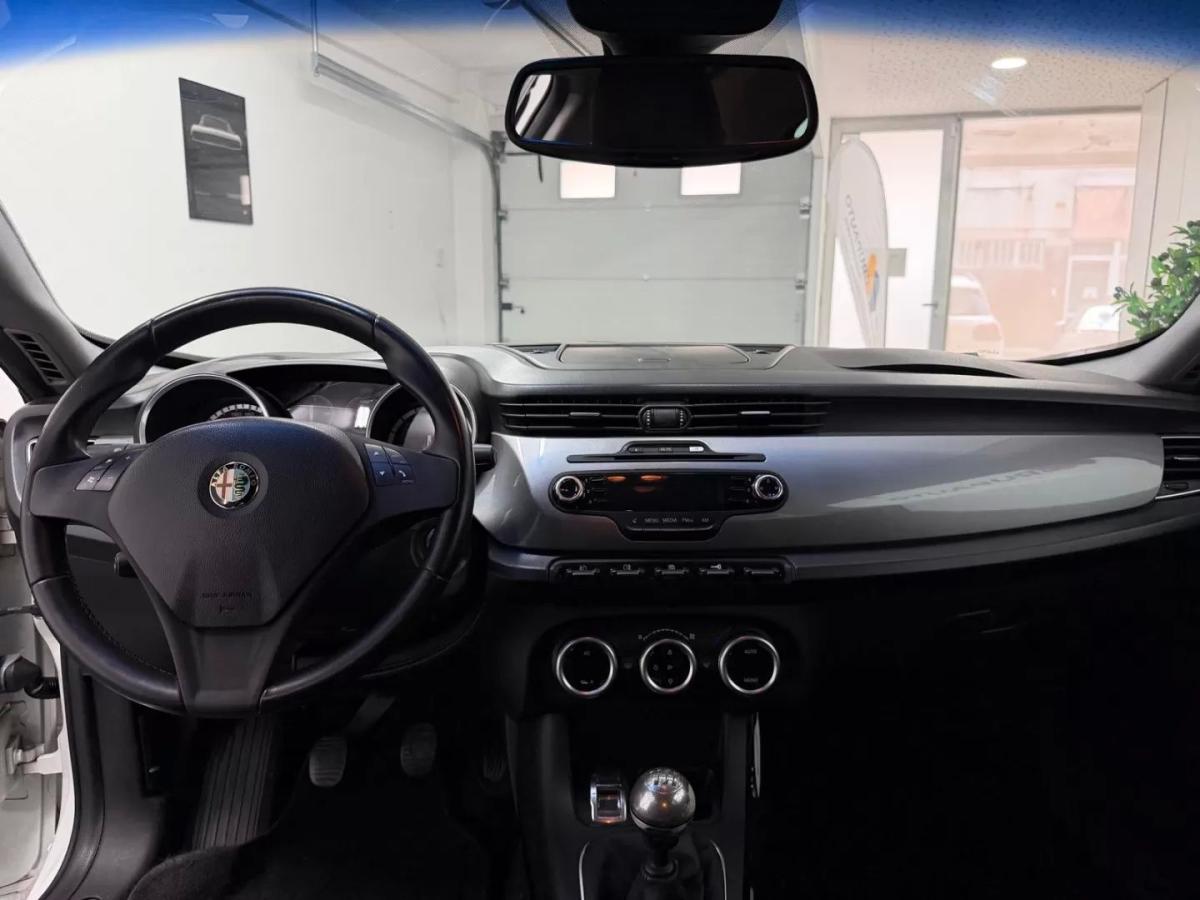 alfa-romeo-giulietta-2011-diesel-1598cc