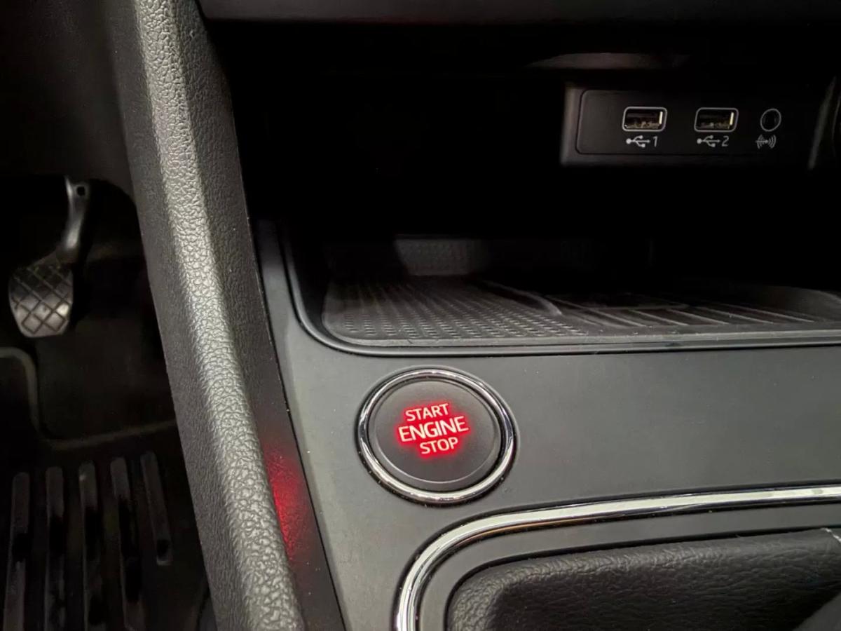seat-leon-2018-diesel-1598cc