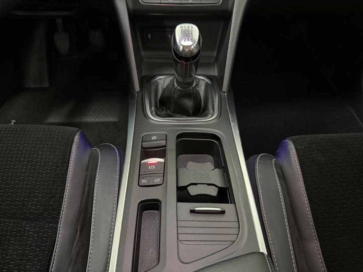 renault-megane-2017-gasolina-1197cc
