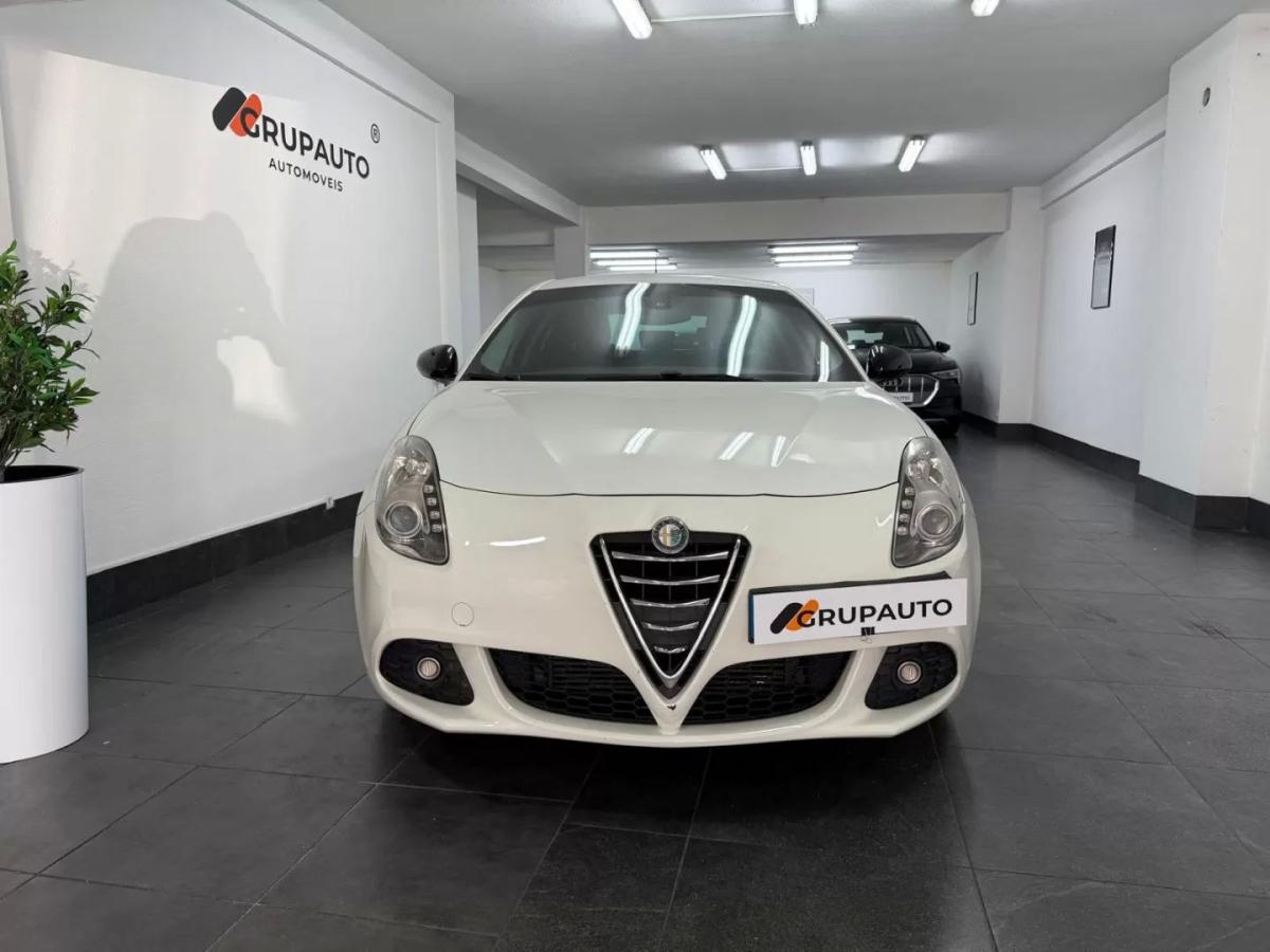 alfa-romeo-giulietta-2011-diesel-1598cc