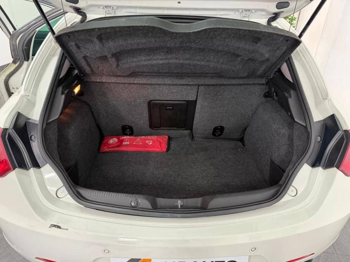alfa-romeo-giulietta-2011-diesel-1598cc