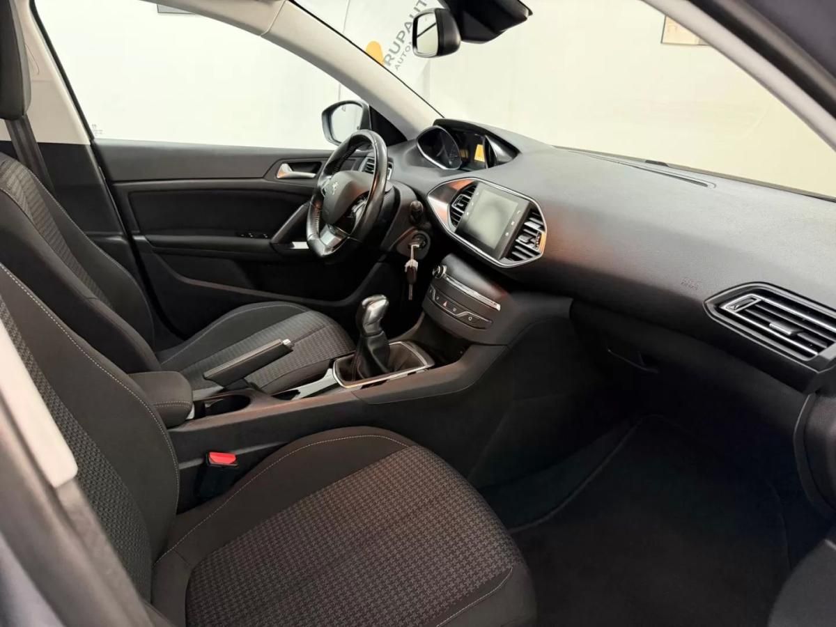 peugeot-308-2017-diesel-1560cc