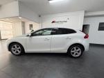volvo-v40-2014-diesel-1560cc