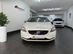volvo-v40-2014-diesel-1560cc