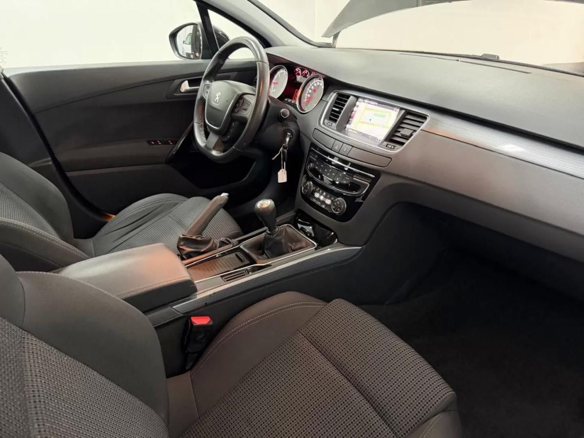 peugeot-508-sw-2017-diesel-1560cc
