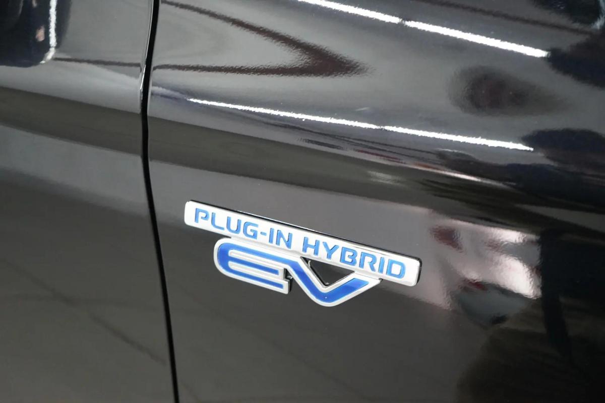 mitsubishi-outlander-2014-hibrido-a-gasolina-1998cc