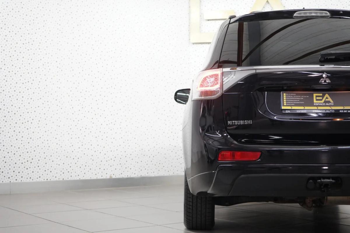 mitsubishi-outlander-2014-hibrido-a-gasolina-1998cc