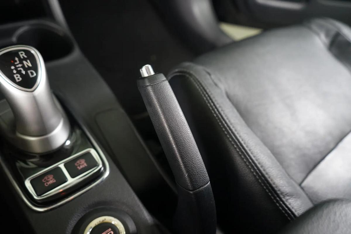 mitsubishi-outlander-2014-hibrido-a-gasolina-1998cc