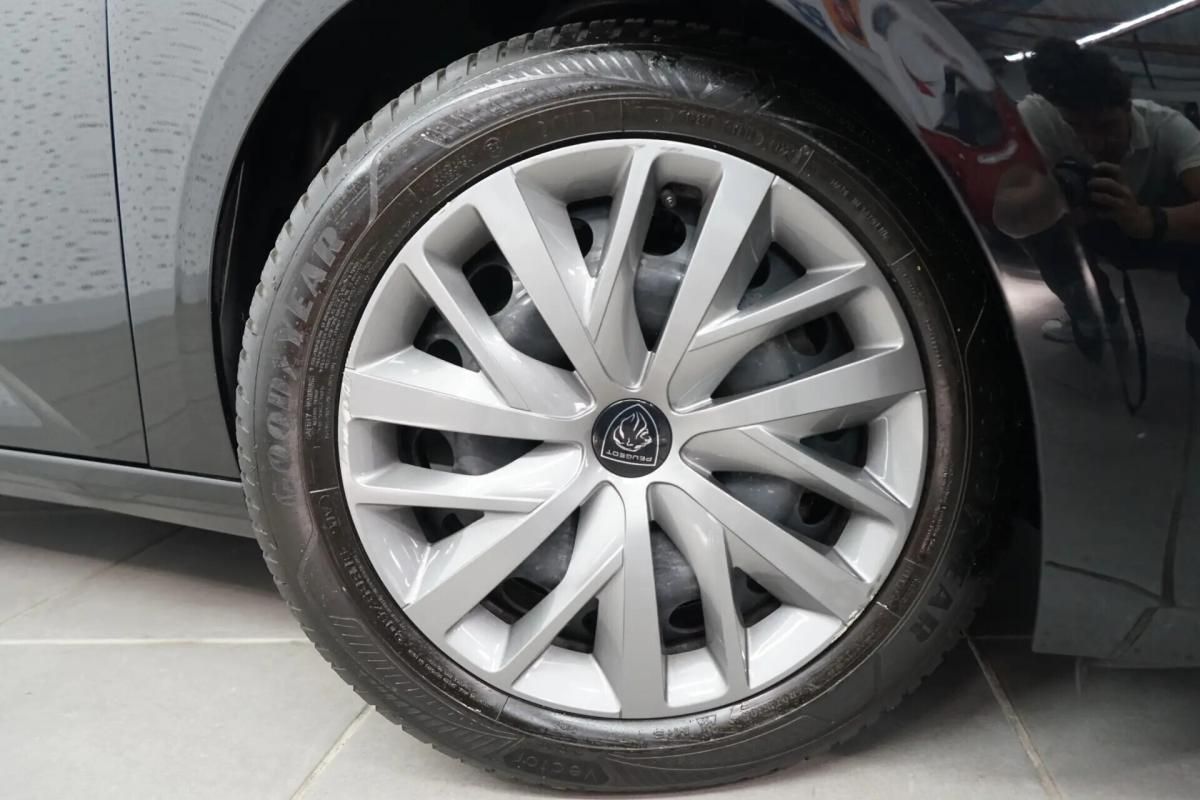 peugeot-308-2022-gasolina-1199cc