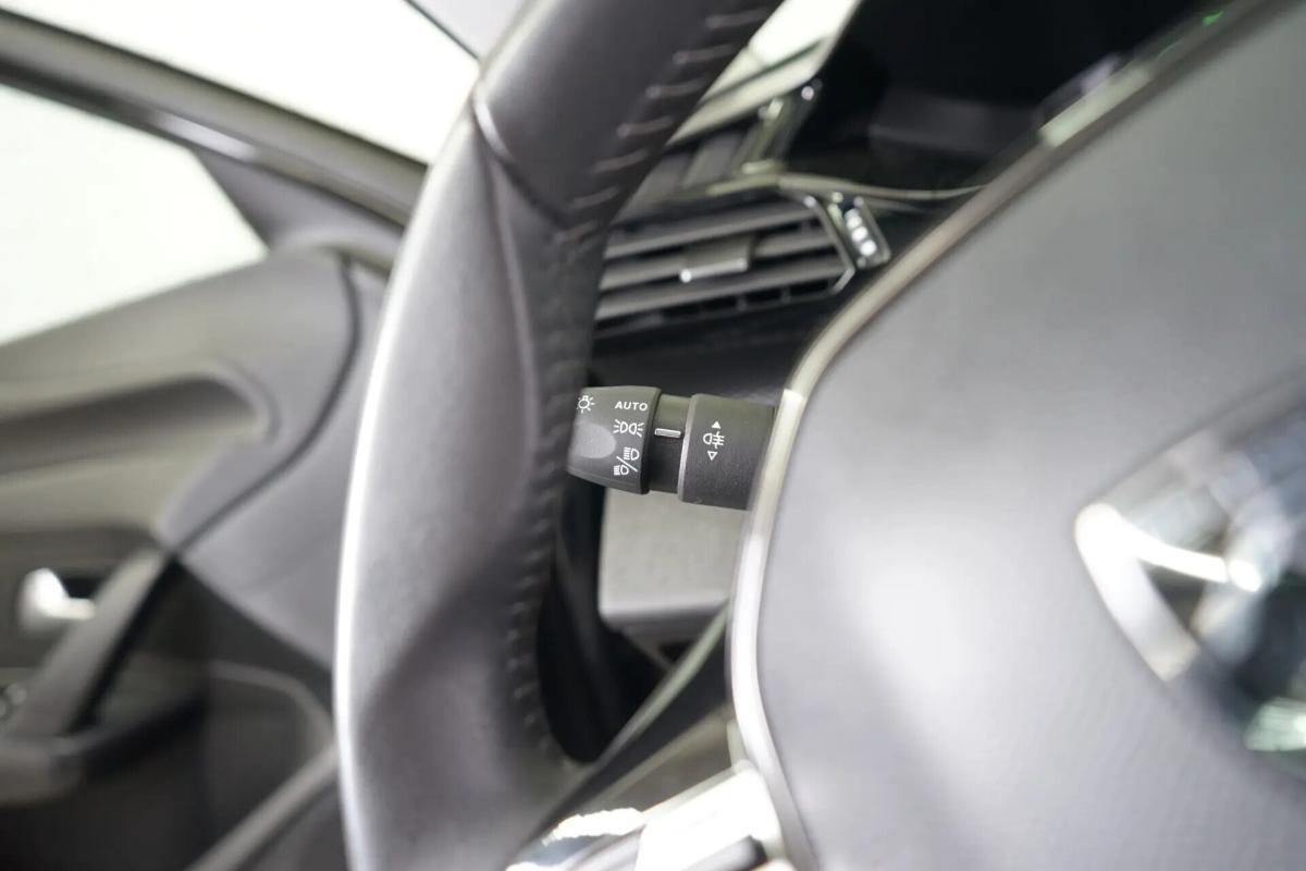 peugeot-308-2022-gasolina-1199cc