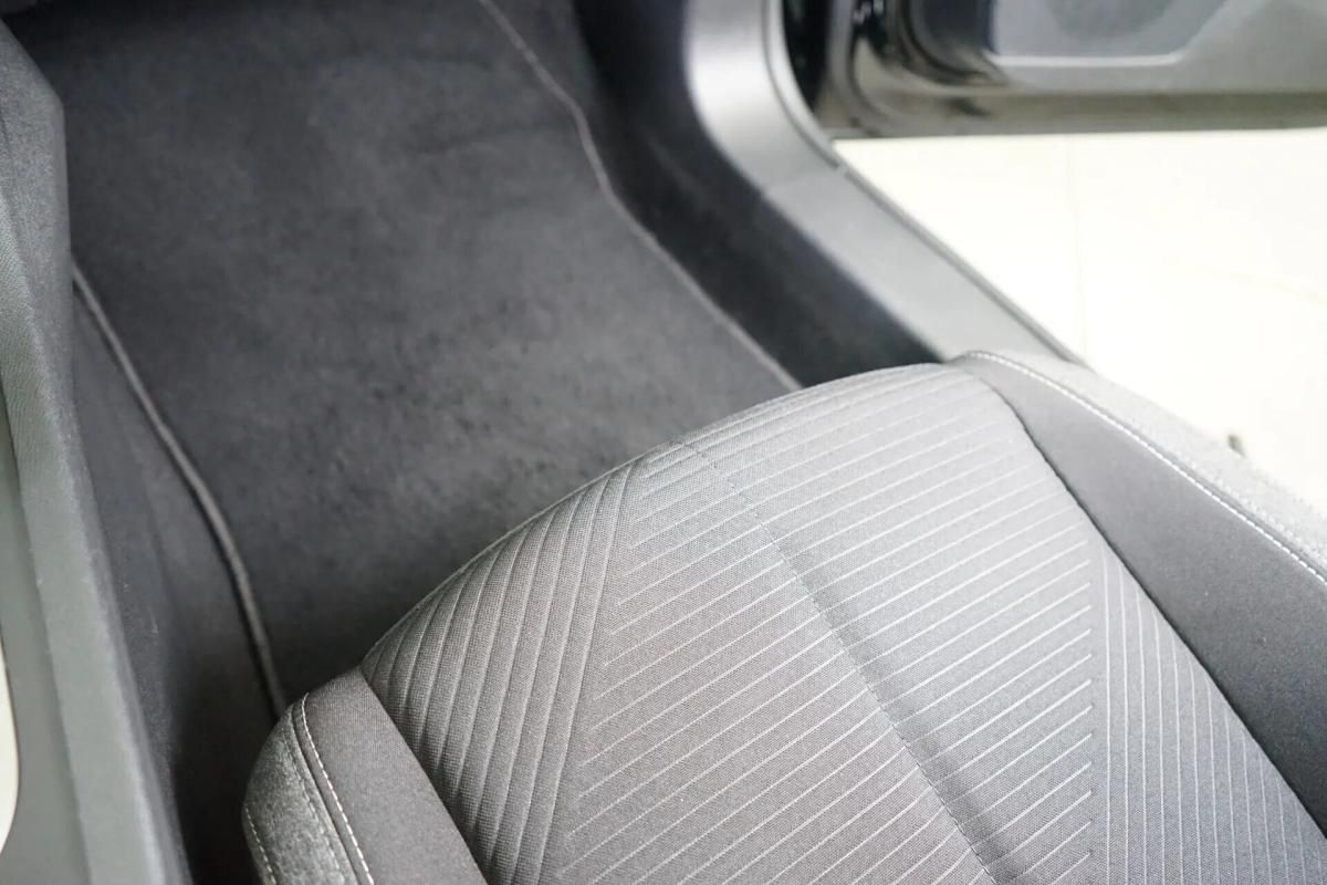 peugeot-308-2022-gasolina-1199cc