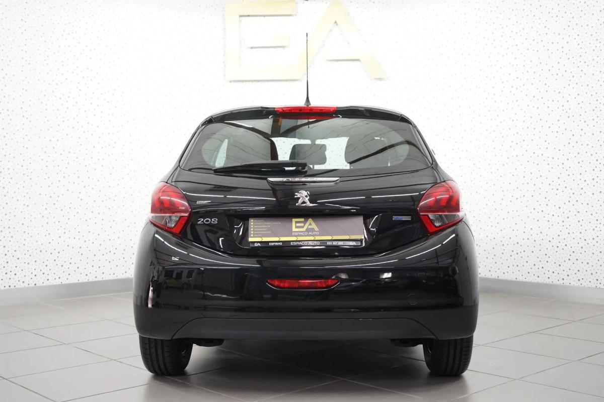 peugeot-208-2016-gasolina-1199cc
