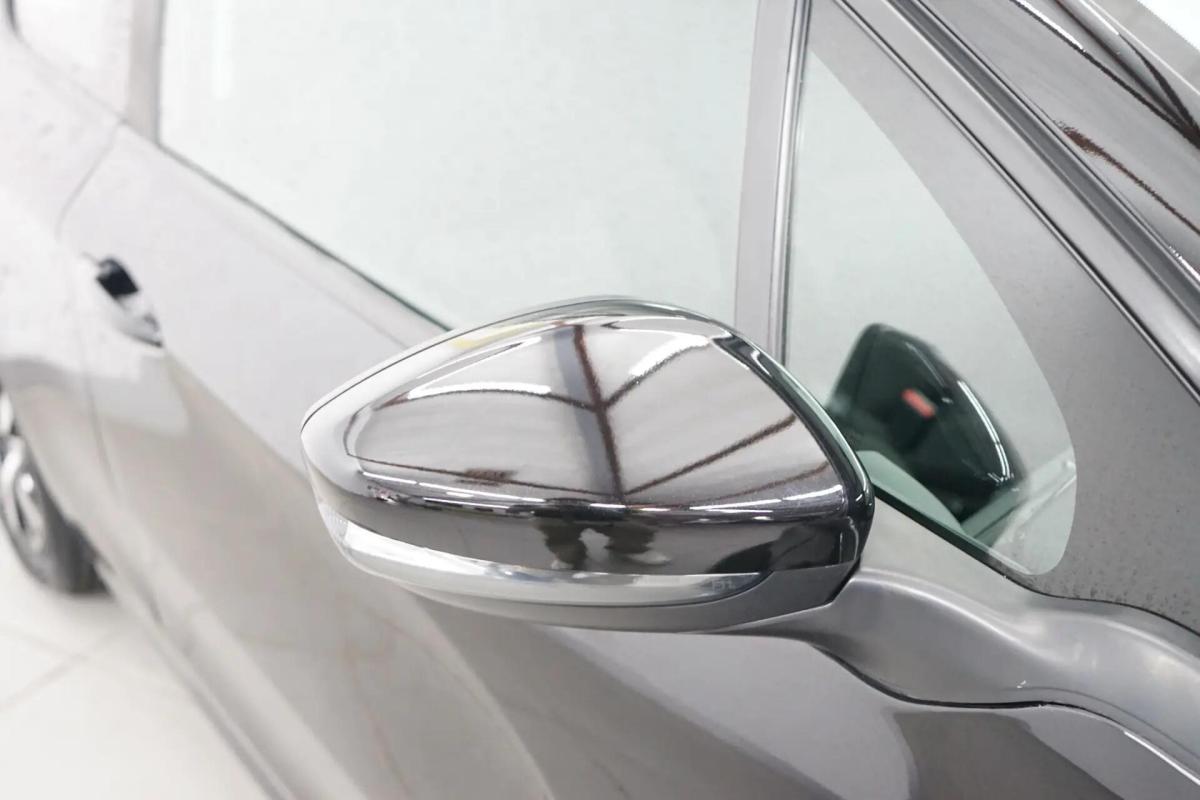 peugeot-208-2016-gasolina-1199cc