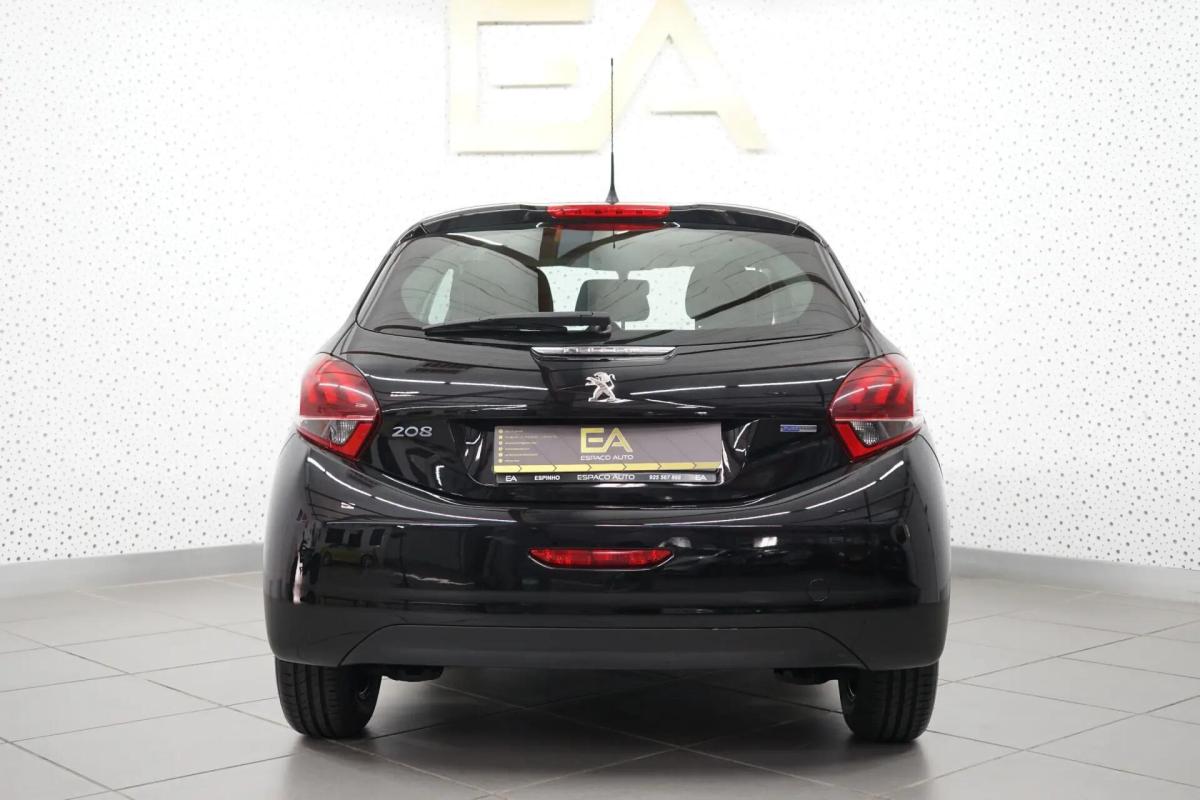 peugeot-208-2016-gasolina-1199cc