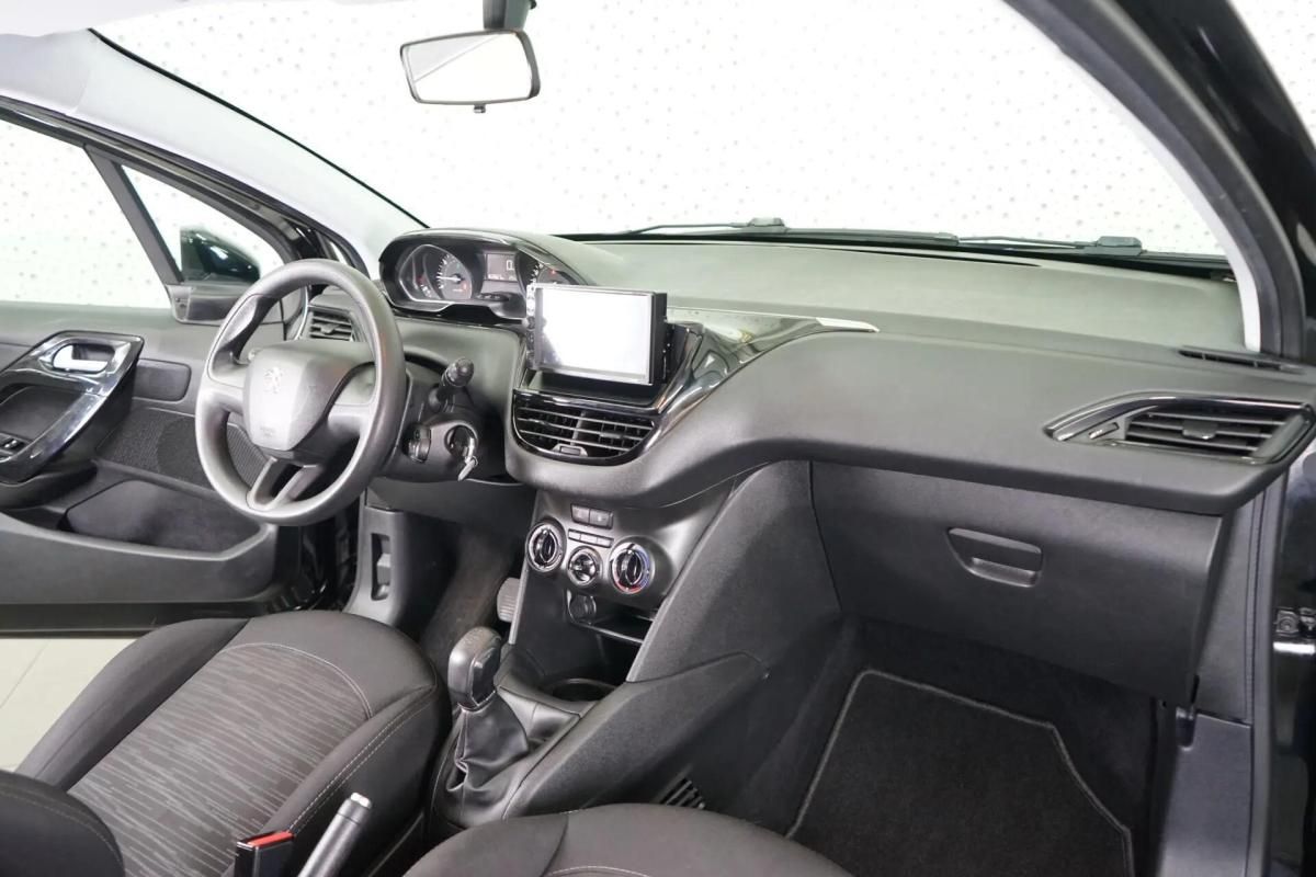 peugeot-208-2016-gasolina-1199cc