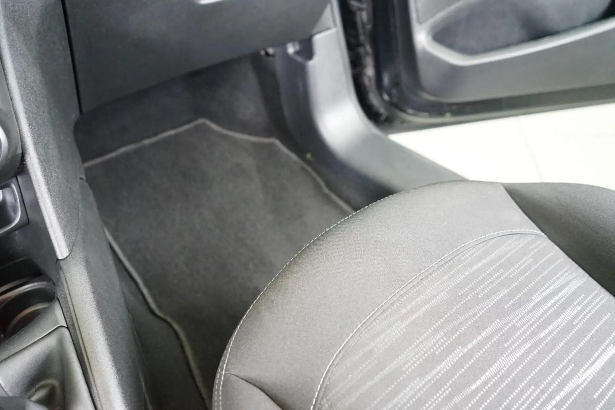 peugeot-208-2016-gasolina-1199cc