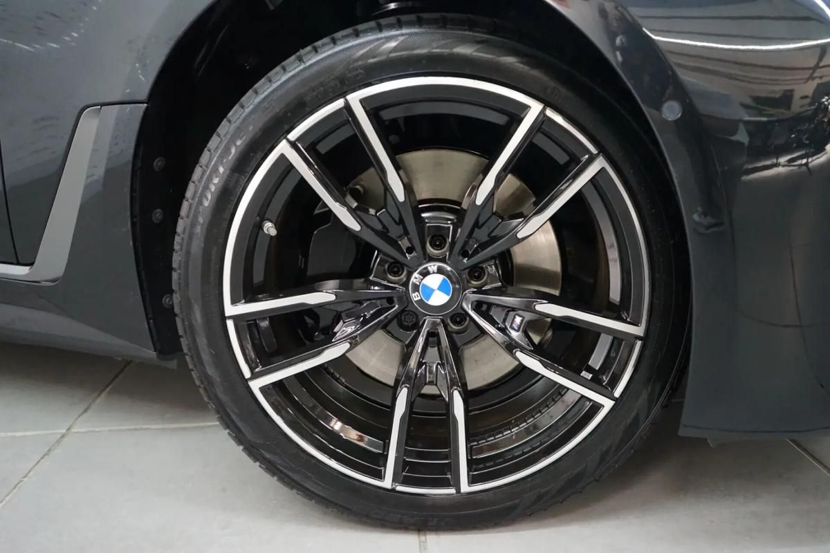 bmw-serie-4-i4-edrive40-83-9-kwh-2023-eletrico-0cc